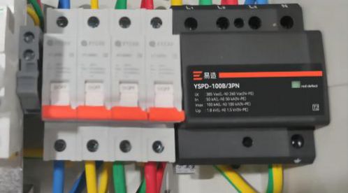 浪涌保護(hù)器怎么選？三大核心指標(biāo)+三大實(shí)戰(zhàn)策略助您精準(zhǔn)選型-易造