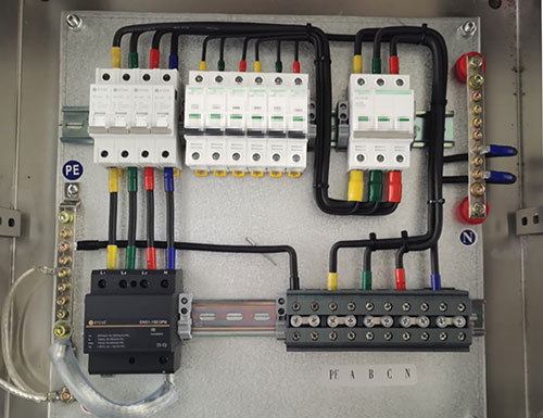 浪涌保護(hù)器