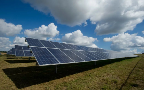 光伏儲能系統(tǒng)中浪涌保護器的選型